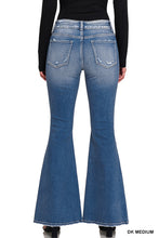 Load image into Gallery viewer, Mid Rise Super Flare Jeans
